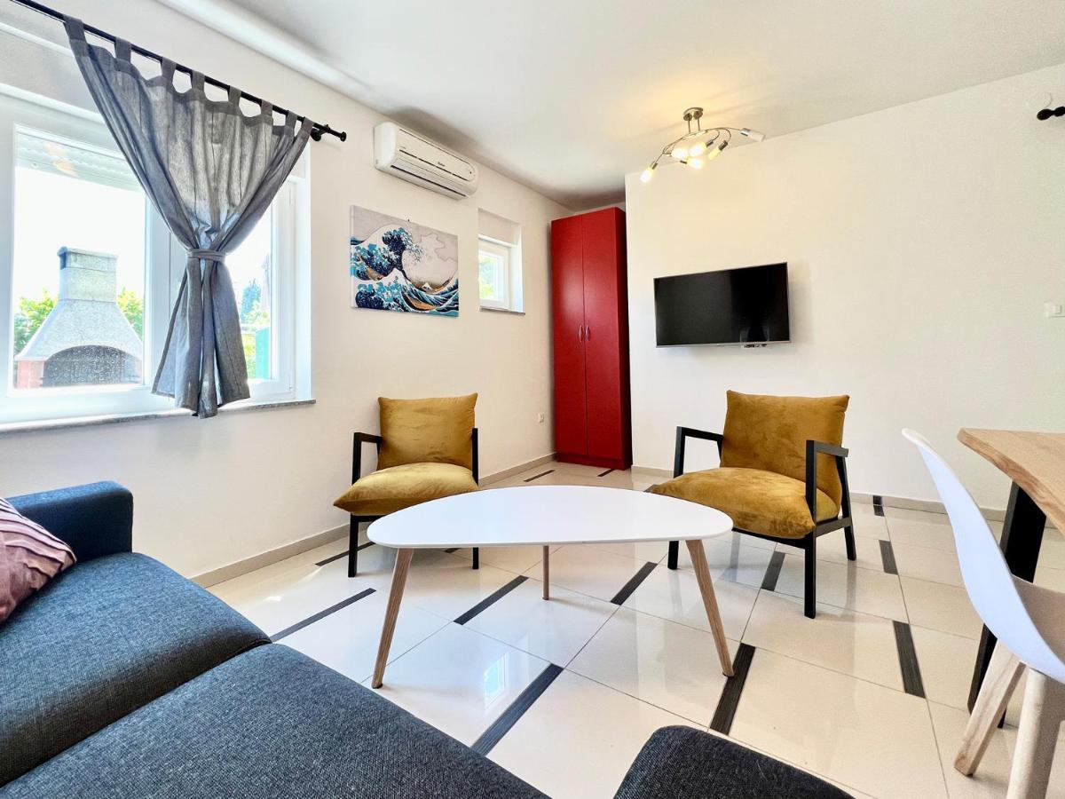 B88 Apartments - Vila Palma Sveti Filip i Jakov Εξωτερικό φωτογραφία
