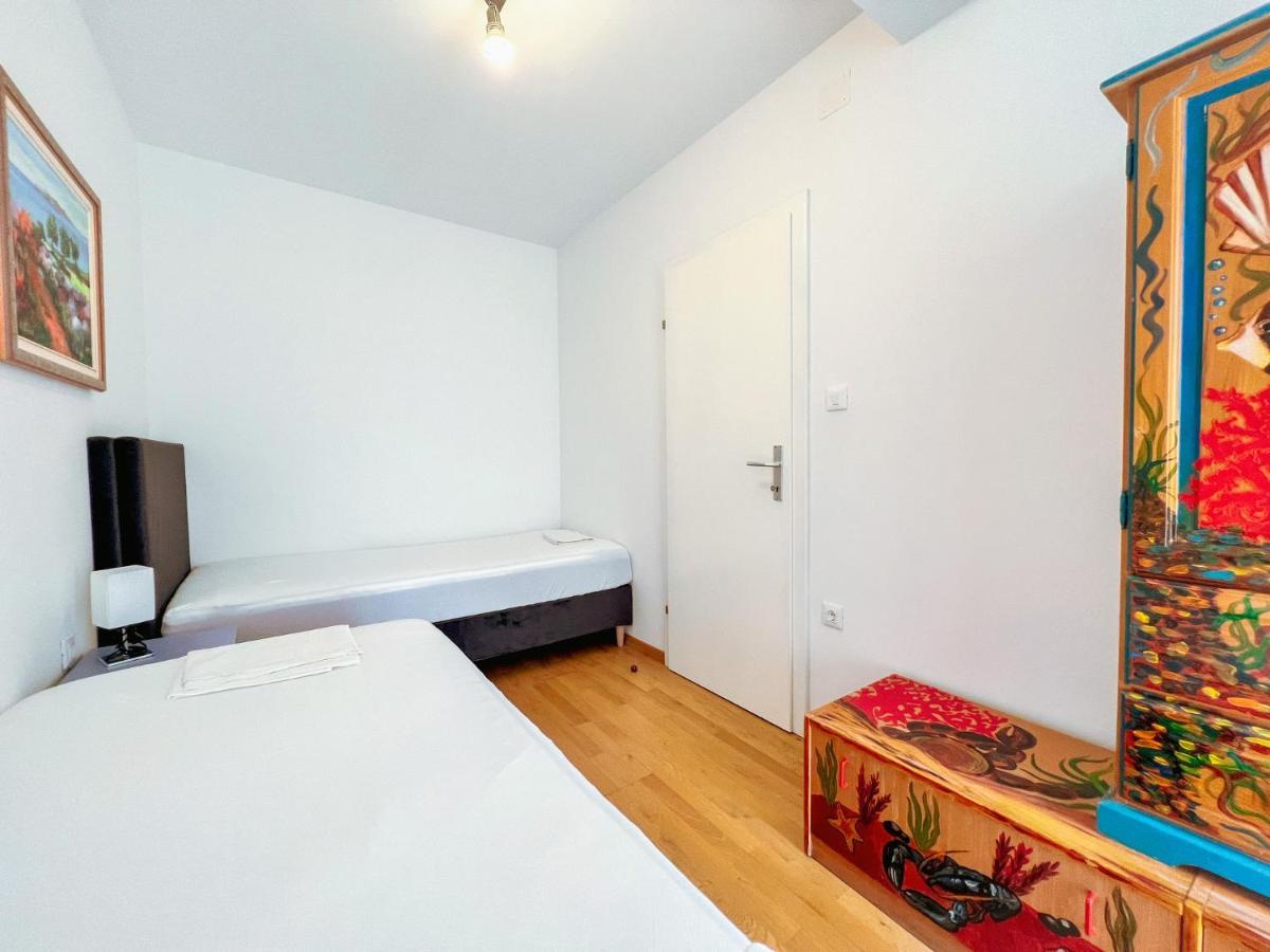 B88 Apartments - Vila Palma Sveti Filip i Jakov Εξωτερικό φωτογραφία