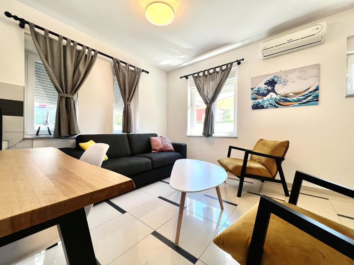 B88 Apartments - Vila Palma Sveti Filip i Jakov Εξωτερικό φωτογραφία