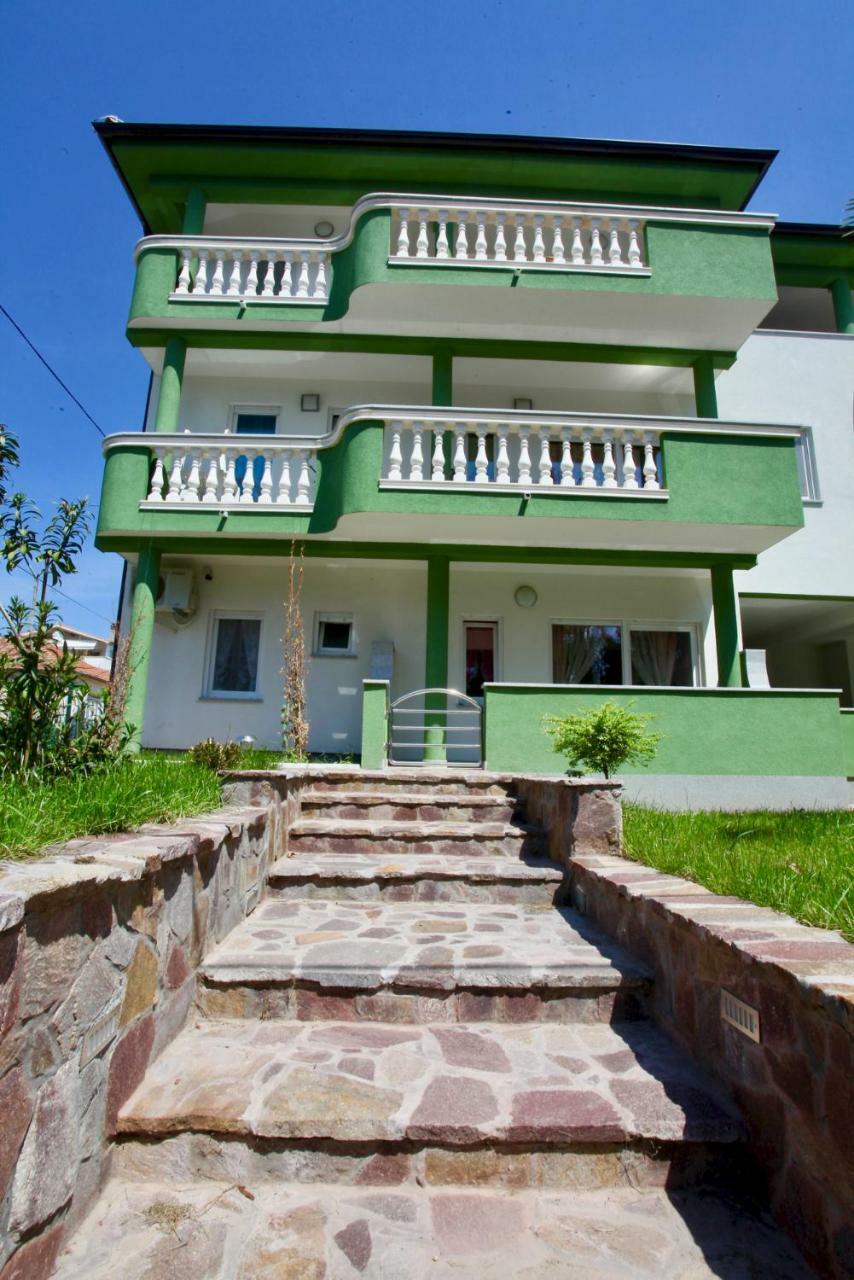 B88 Apartments - Vila Palma Sveti Filip i Jakov Εξωτερικό φωτογραφία