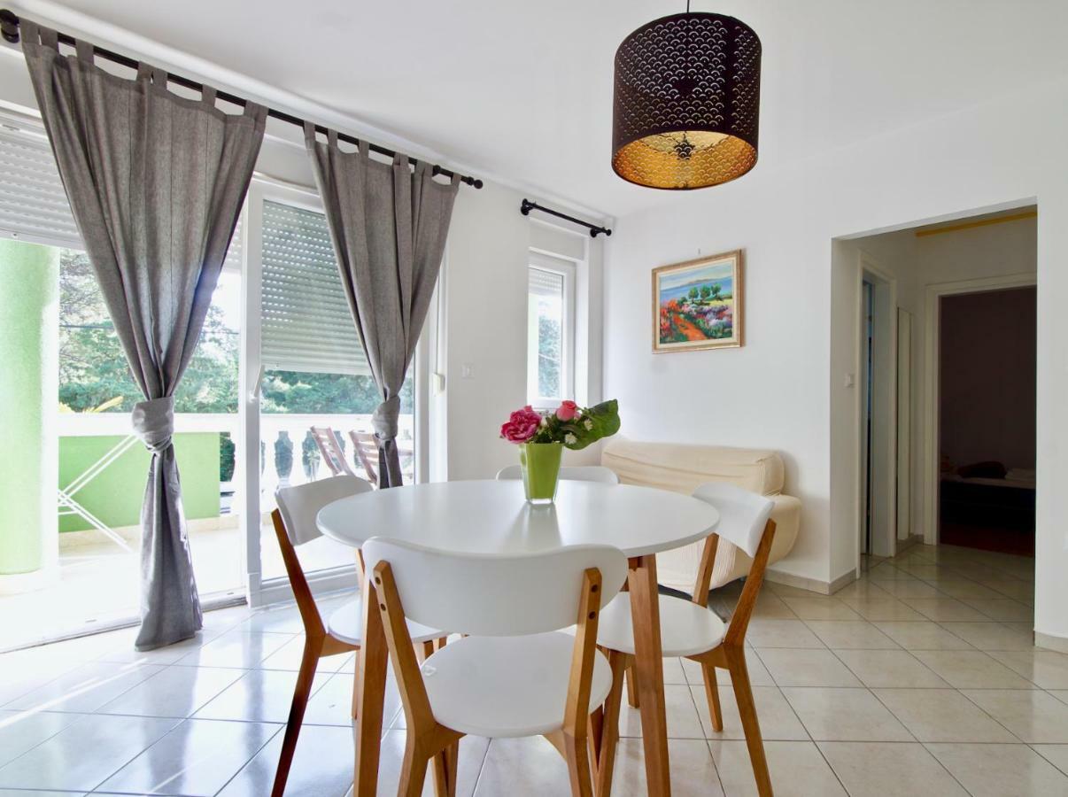 B88 Apartments - Vila Palma Sveti Filip i Jakov Εξωτερικό φωτογραφία