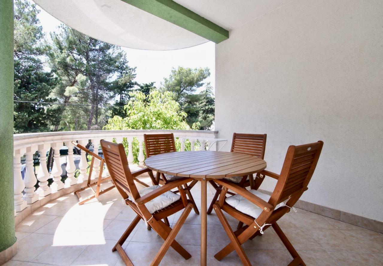 B88 Apartments - Vila Palma Sveti Filip i Jakov Εξωτερικό φωτογραφία